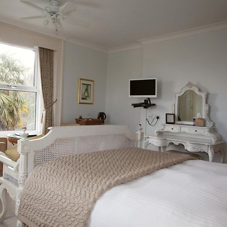 Fernhill Hotel Lyme Regis Buitenkant foto