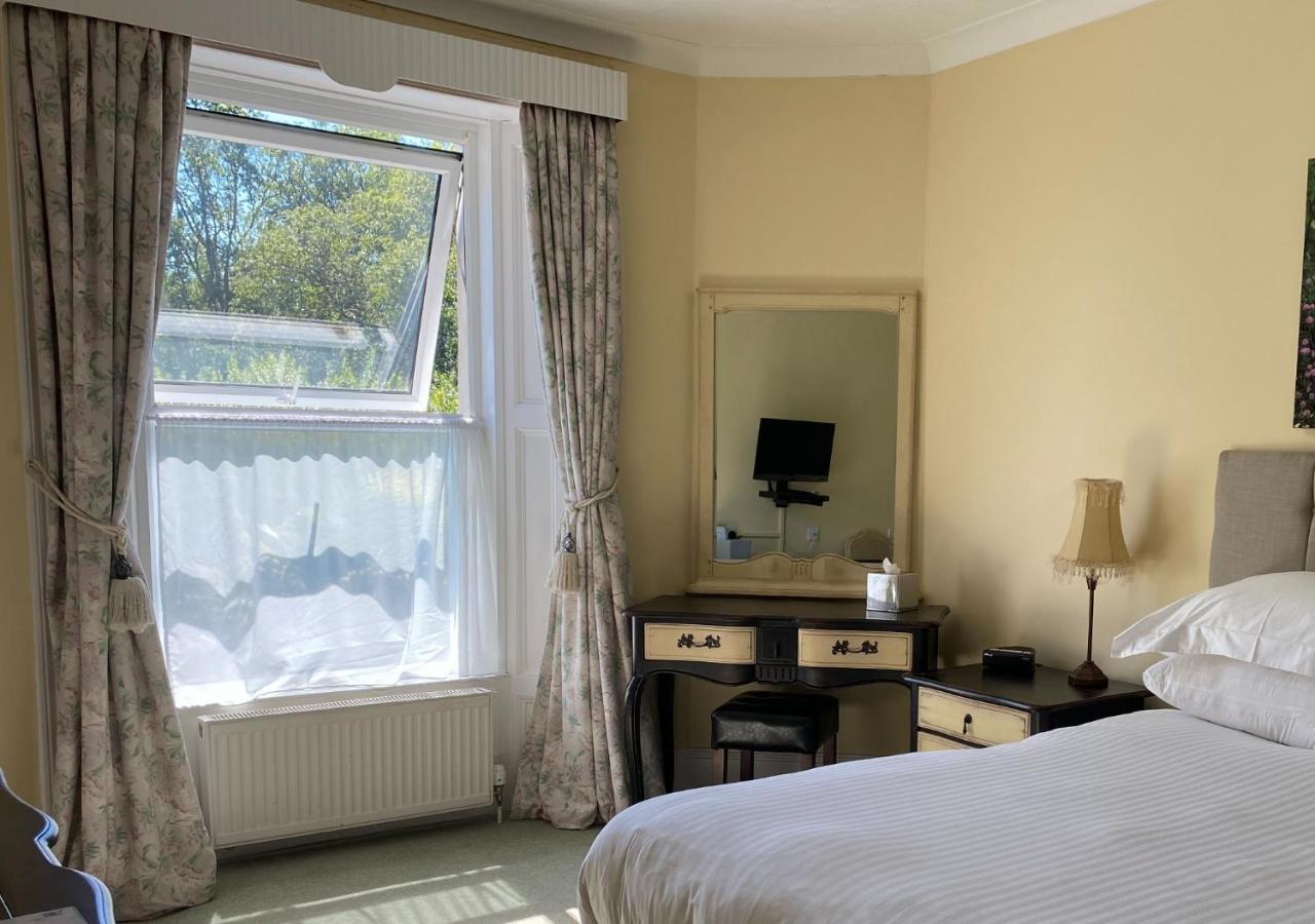Fernhill Hotel Lyme Regis Buitenkant foto