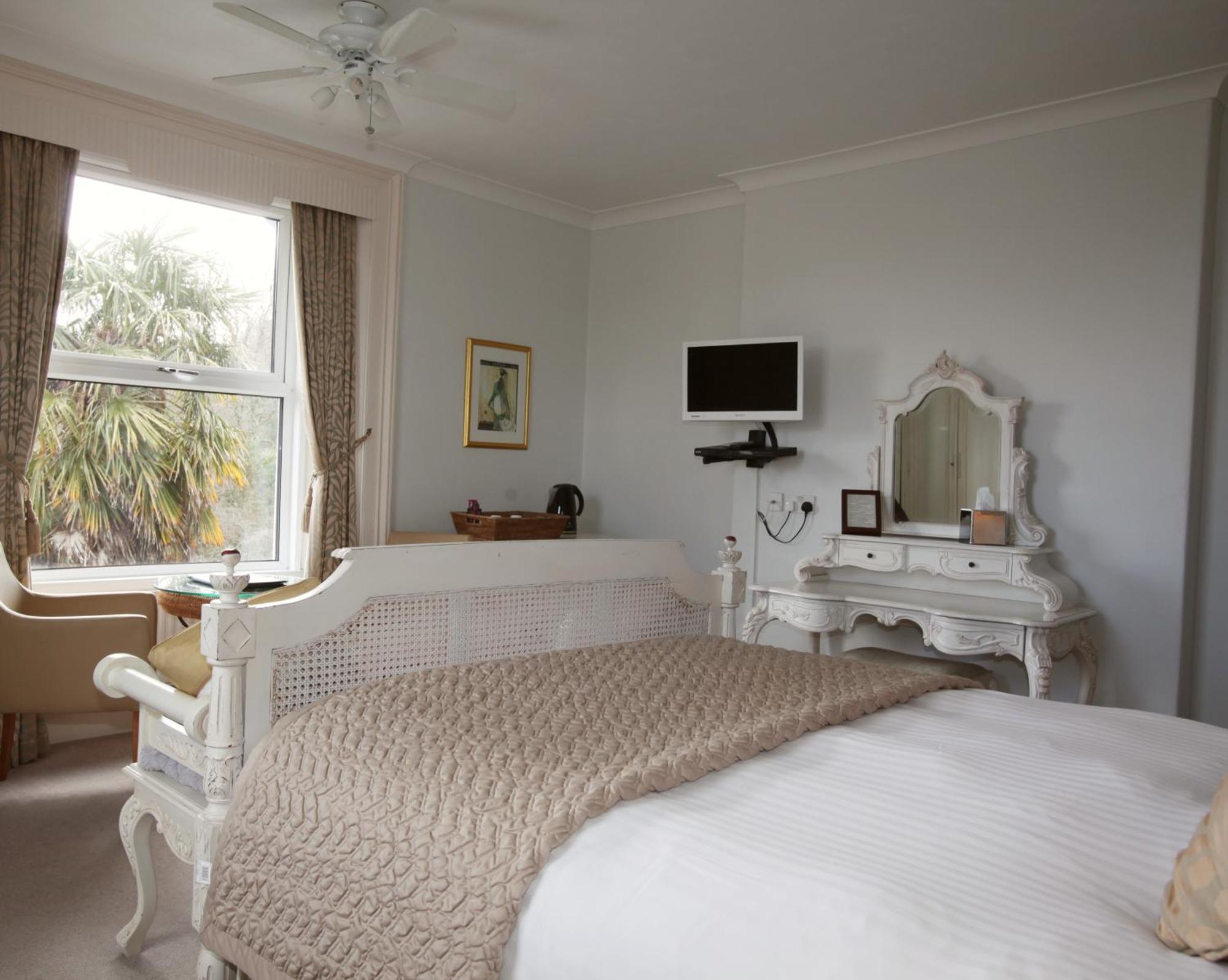 Fernhill Hotel Lyme Regis Buitenkant foto